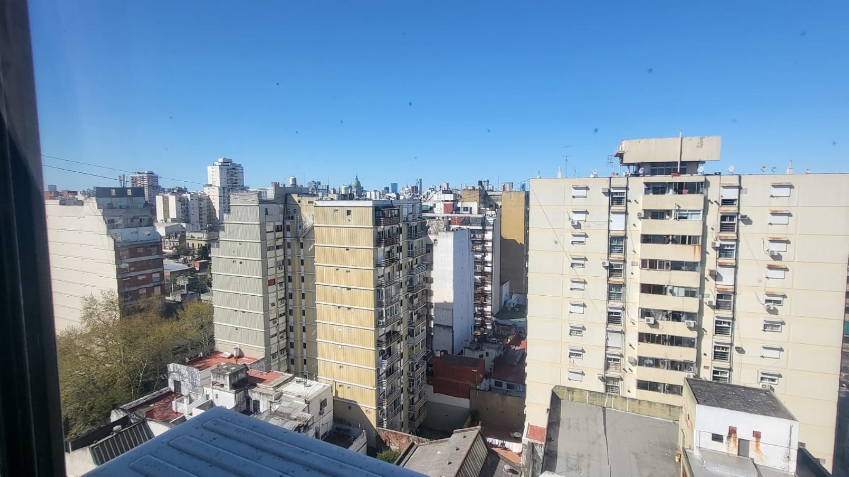 EN VENTA DEPTO 3 AMB. VENEZUELA 2300 BALVANERA