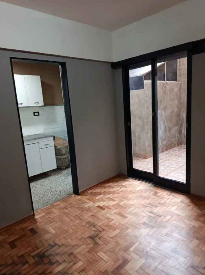 Departamento de 2 Amb con Patio Godoy Cruz 2700, Palermo.