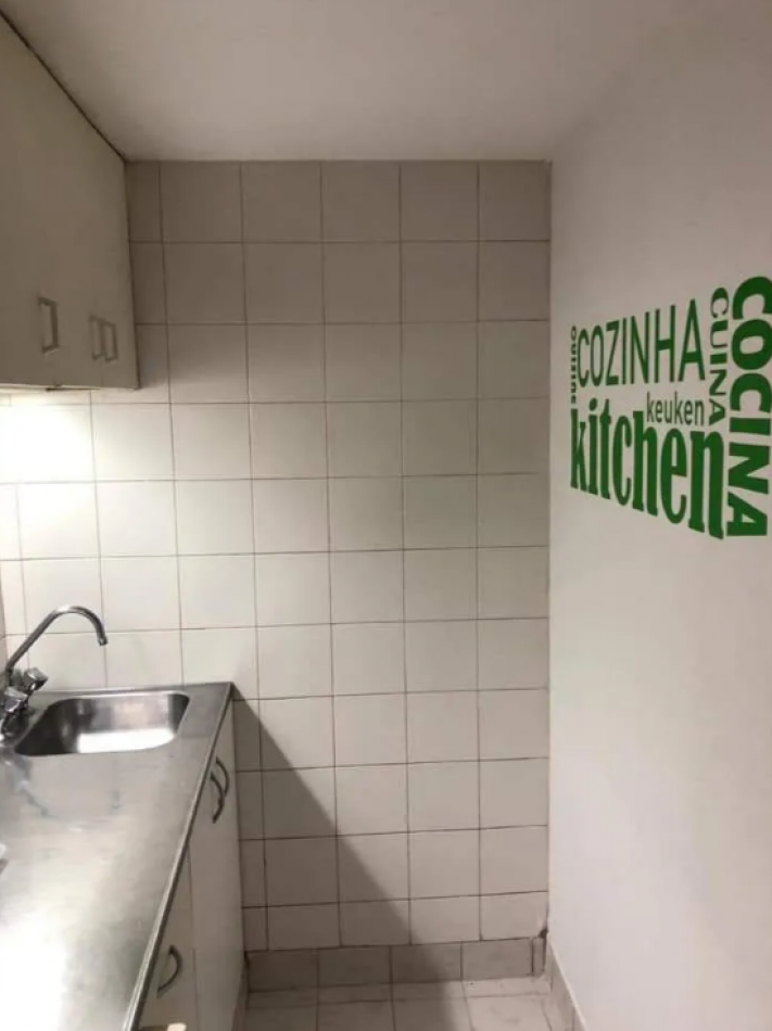 Departamento Monoambiente Sobre Av Santa Fe  En Piso Alto