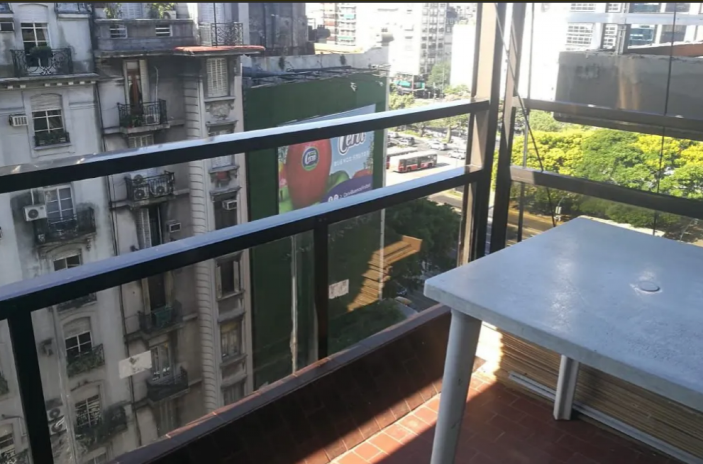 Departamento Monoambiente Sobre Av Santa Fe  En Piso Alto