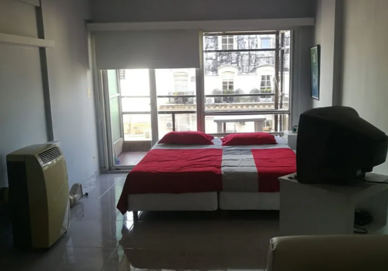 Departamento Monoambiente Sobre Av Santa Fe  En Piso Alto