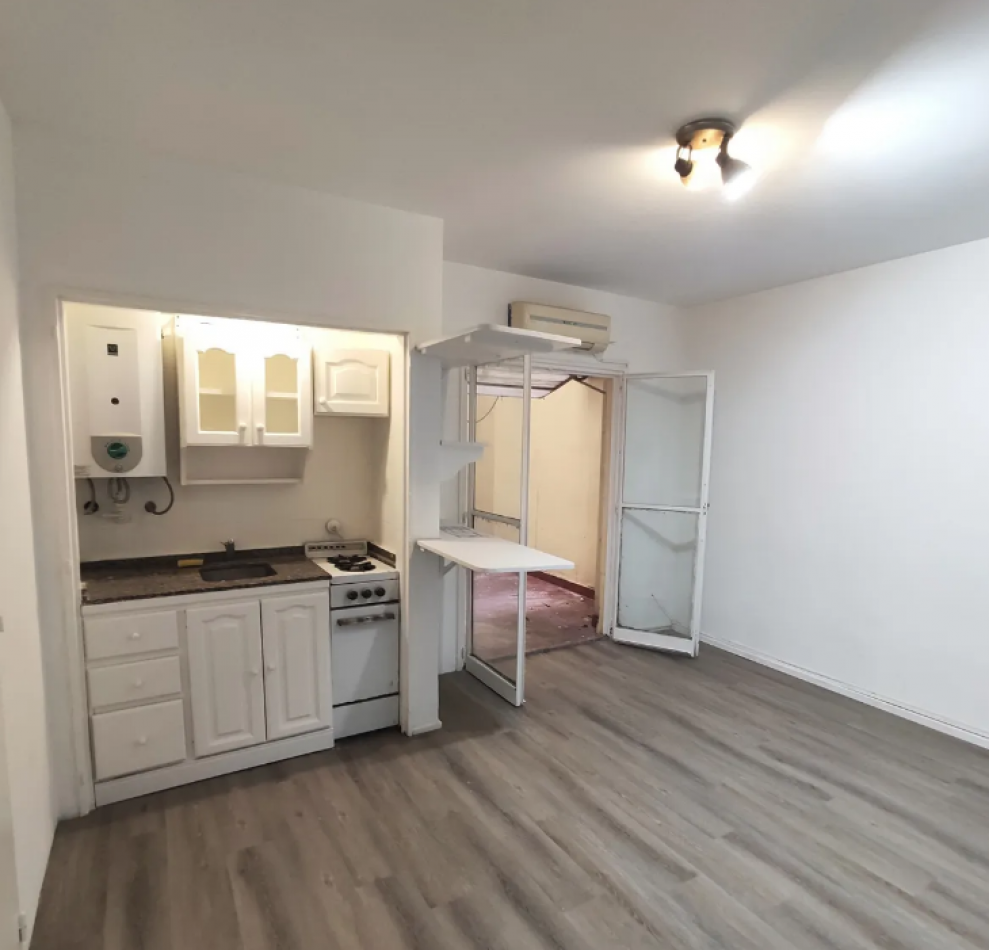 Venta departamento 2 amb con patio en Av Santa Fe al 5300, Palermo