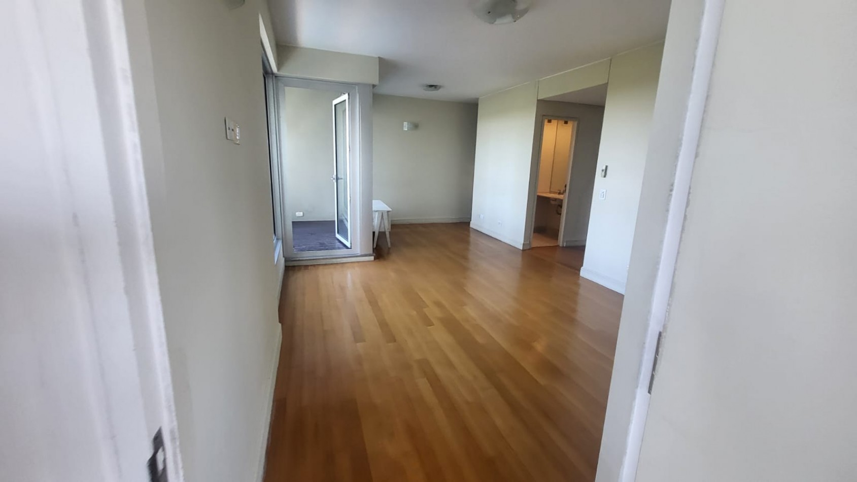 Venta Departamento en la Torre Le Parc 3 Amb con Cochera Puerto Madero