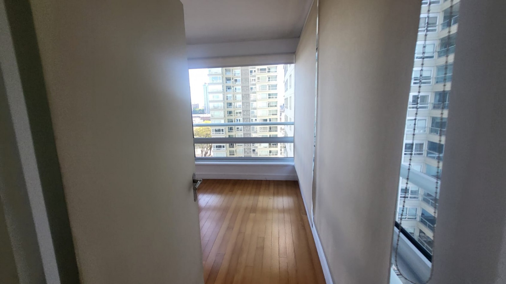 Venta Departamento en la Torre Le Parc 3 Amb con Cochera Puerto Madero