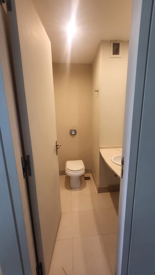 Venta Departamento en la Torre Le Parc 3 Amb con Cochera Puerto Madero