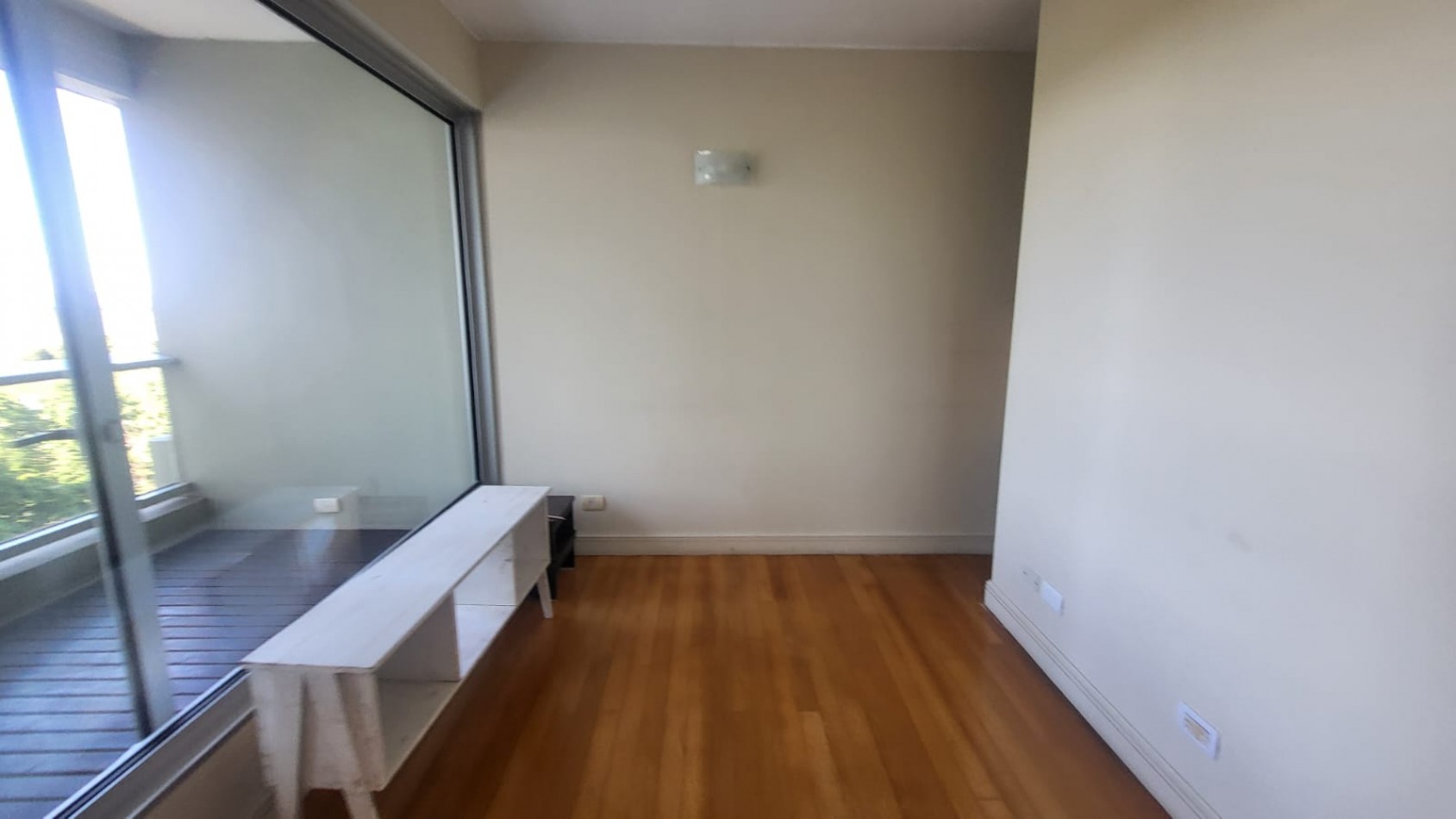 Venta Departamento en la Torre Le Parc 3 Amb con Cochera Puerto Madero