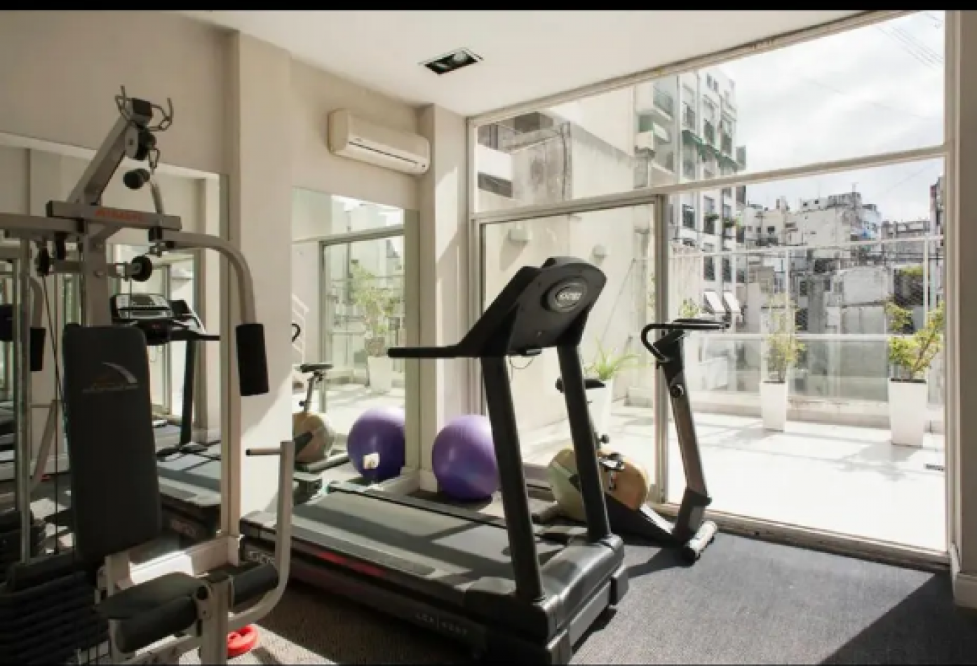 En Venta Monoambiente con Balcon al Frente, Amenities en Recoleta