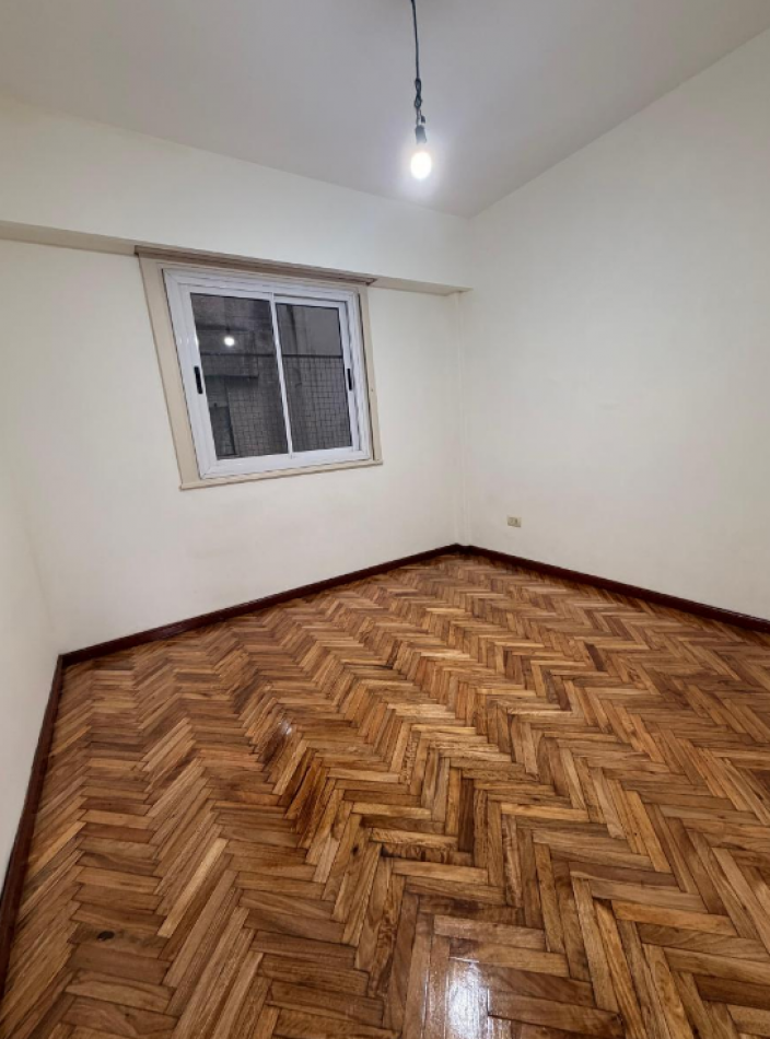 En Venta Depto 3 amb Luminoso a la calle en Caballito 