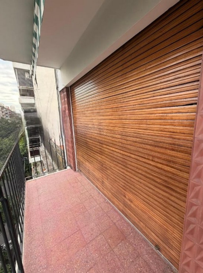 En Venta Depto 3 amb Luminoso a la calle en Caballito 
