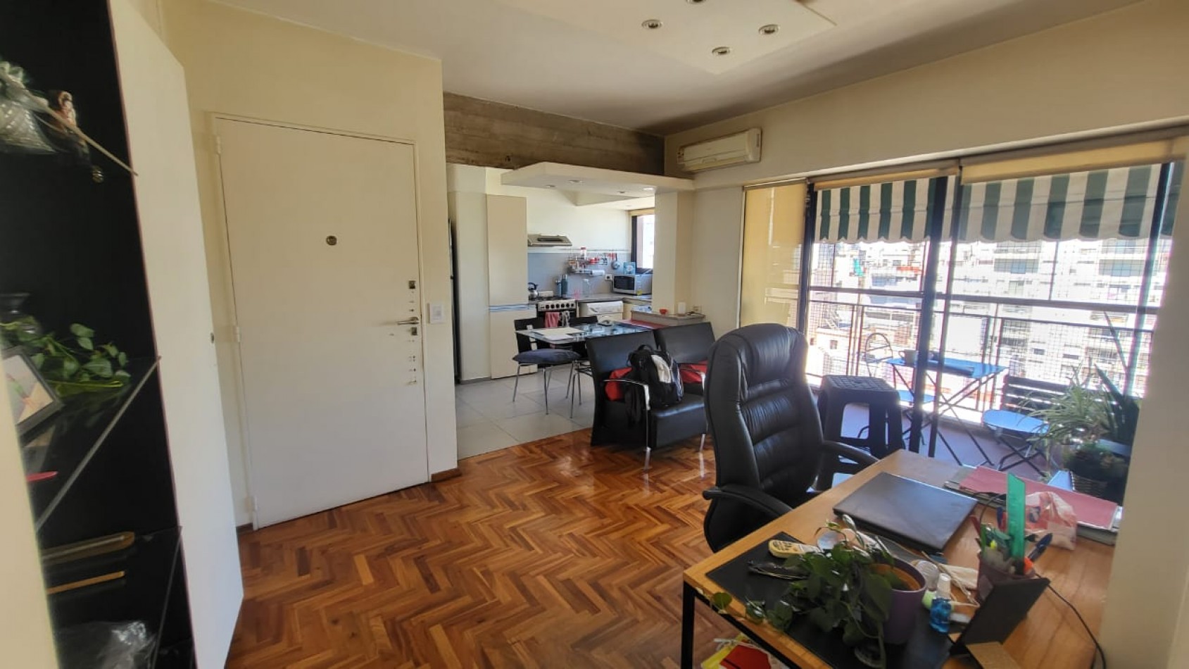 Venta departamento 2 ambientes con balcon contrafrente Ultimo Piso en Caballito