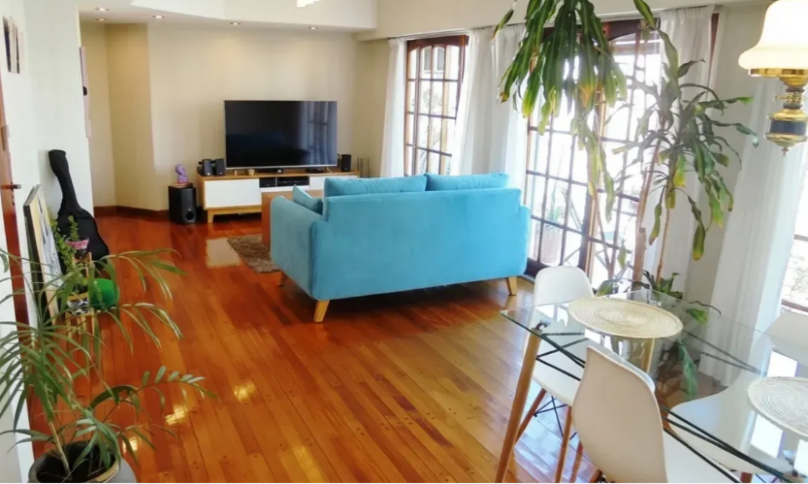 En venta Piso de Categoria con dos cocheras en Caballito