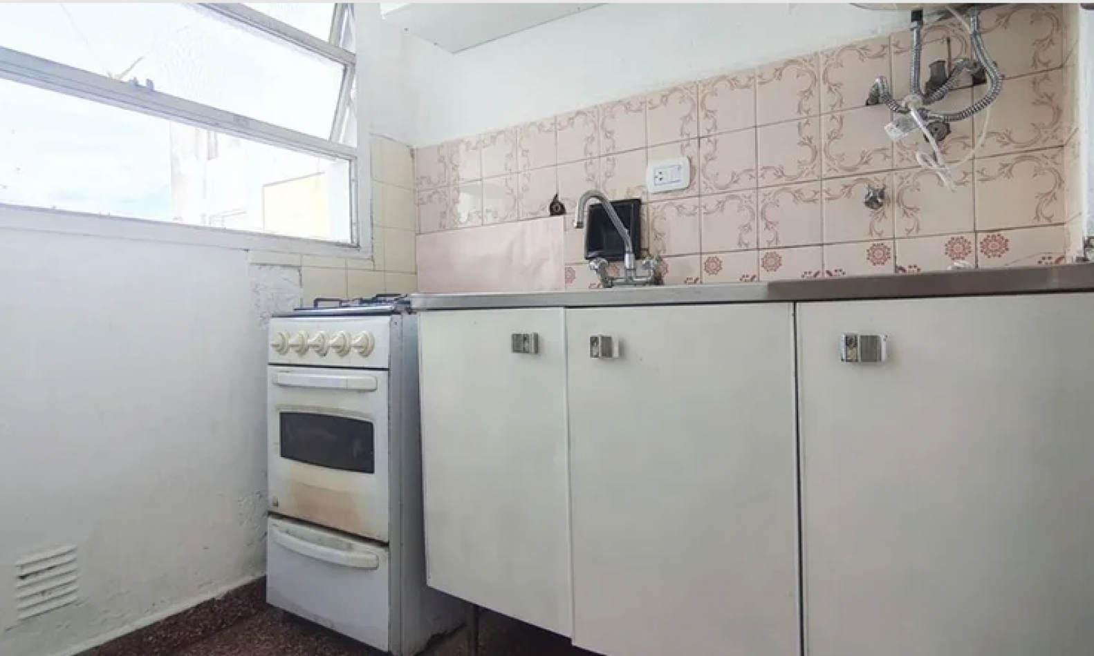 Departamento 3 amb en venta Campana 400,Flores.