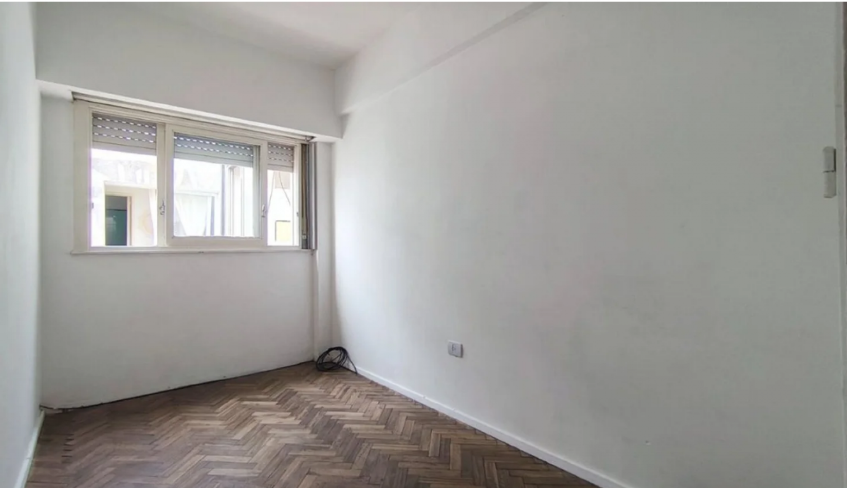 Departamento 3 amb en venta Campana 400,Flores.