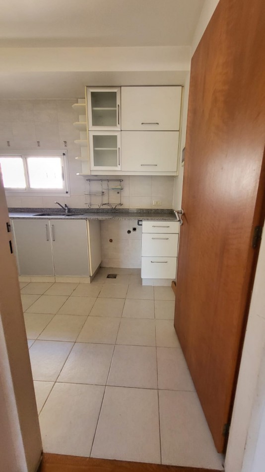 Alquiler depto de 3 amb con cochera en Martin de Gainza 500, Caballito