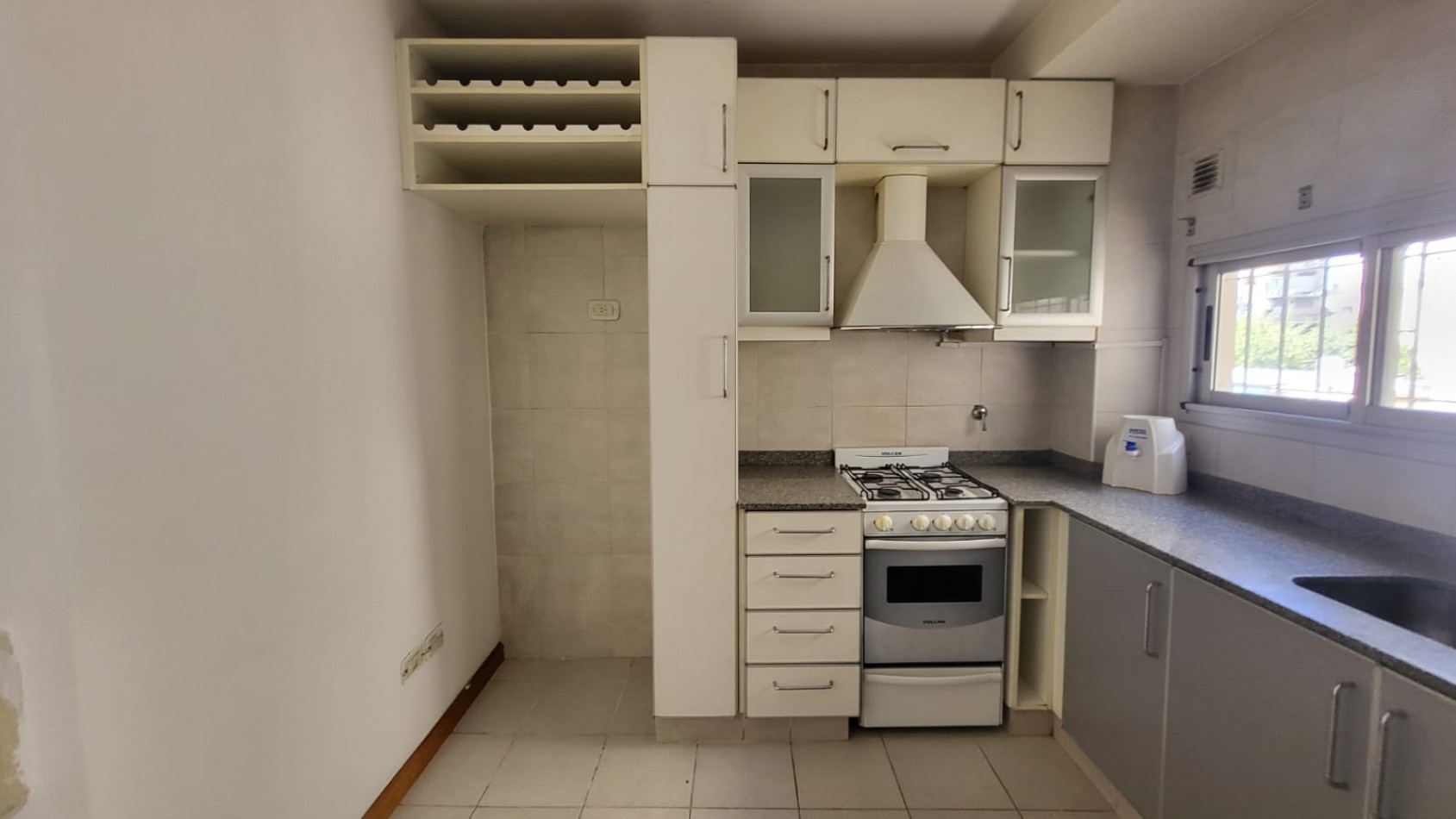 Alquiler depto de 3 amb con cochera en Martin de Gainza 500, Caballito