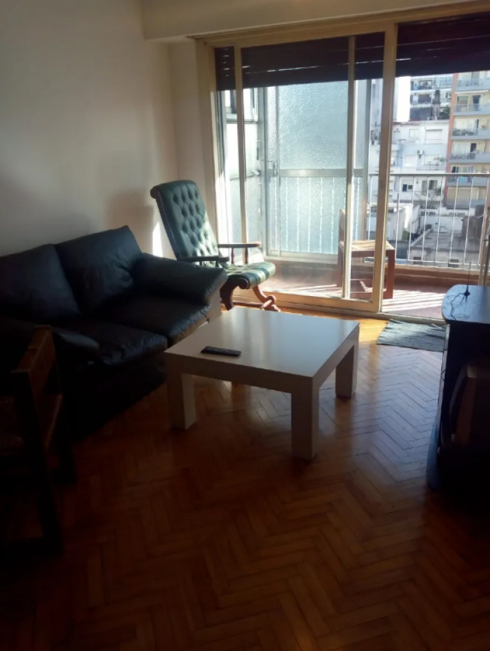 En venta depto de 3 Amb con Balcon al contrafrente en Flores