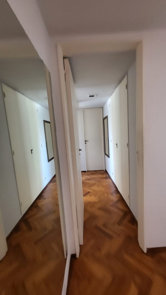 Venta departamento de 3 amb en Av. Rivadavia 2500, Balvanera