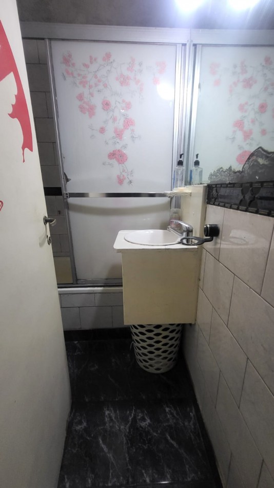 En venta Depto de 4 amb.al Frente con Balcon en Villa Crespo