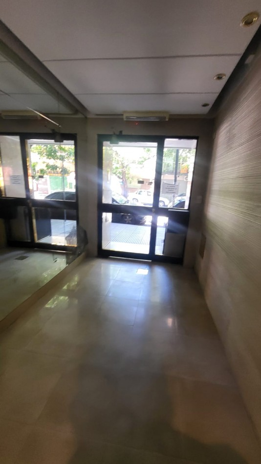 En venta Depto de 4 amb.al Frente con Balcon en Villa Crespo