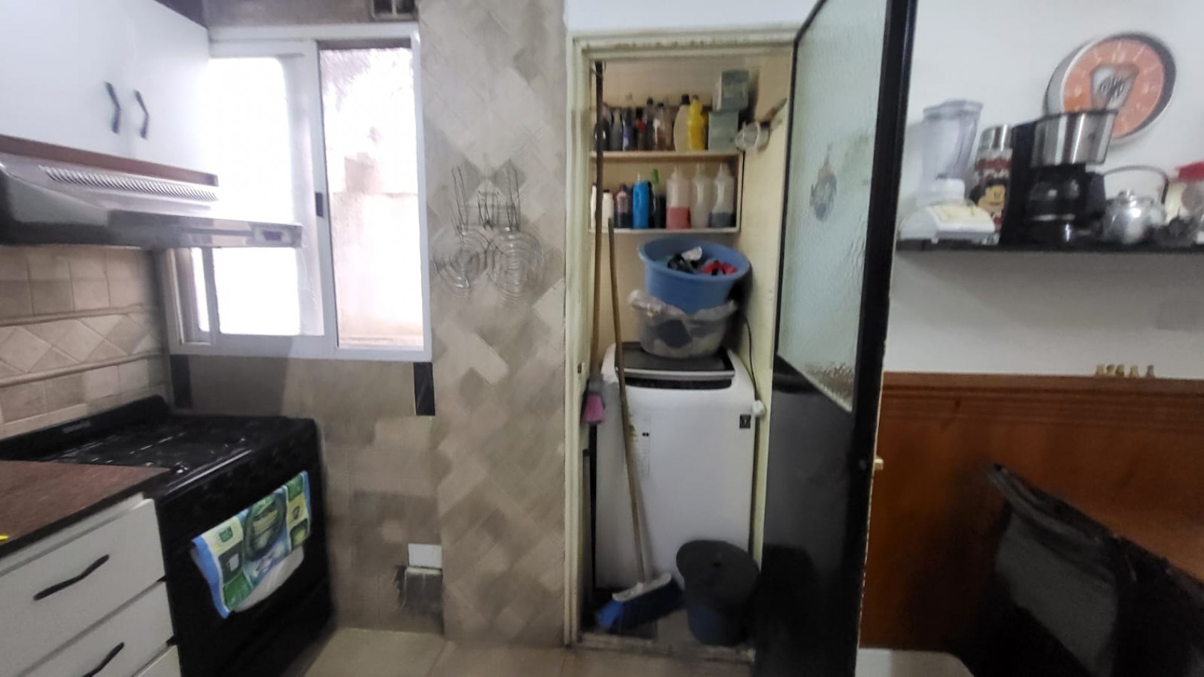 En venta Depto de 4 amb.al Frente con Balcon en Villa Crespo
