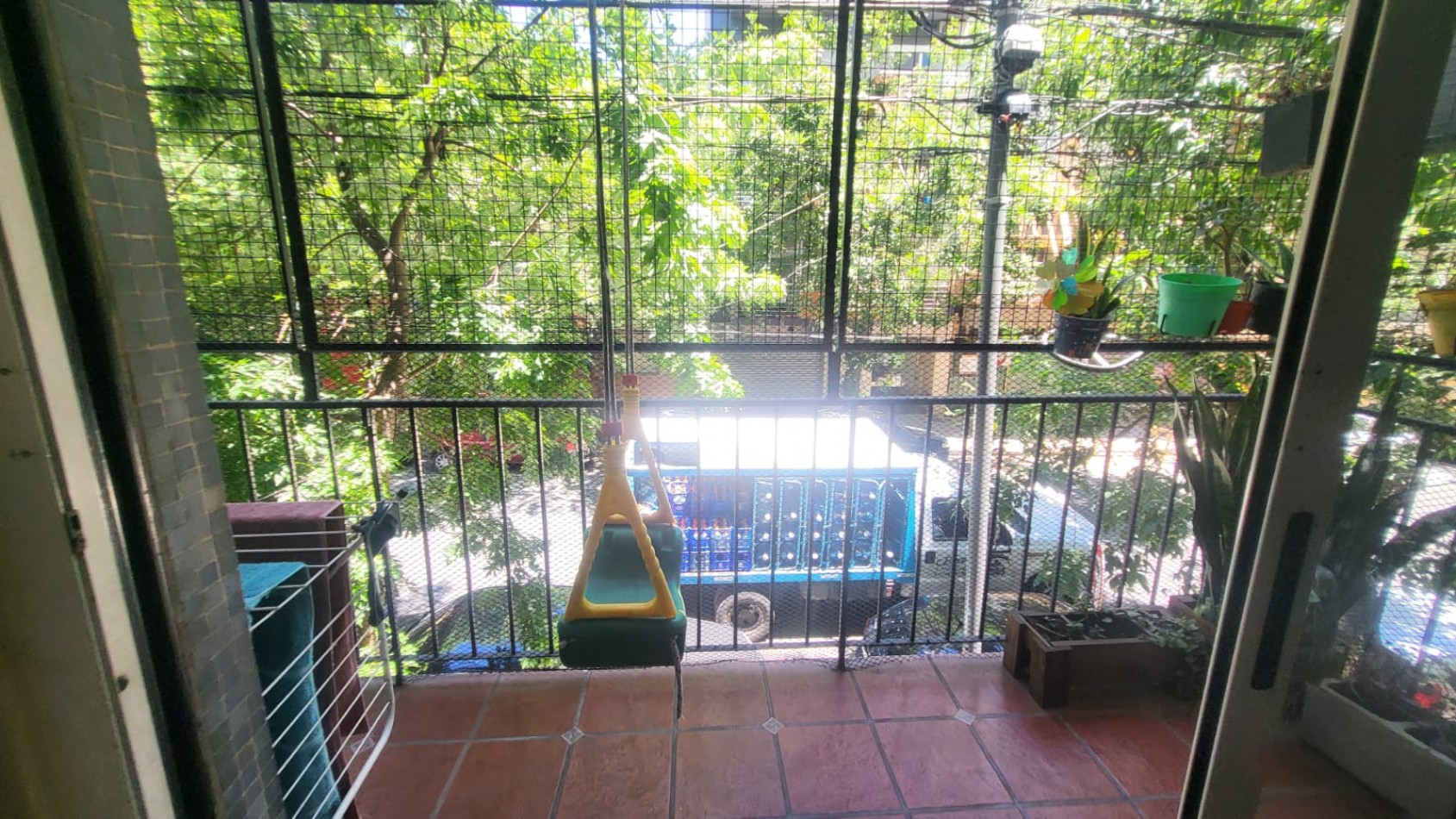 En venta Depto de 4 amb.al Frente con Balcon en Villa Crespo