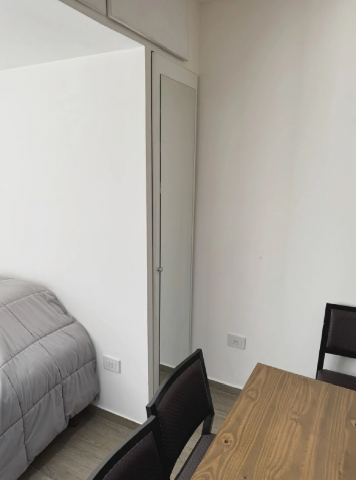 Venta excelente depto 1 amb con patio en Recoleta 