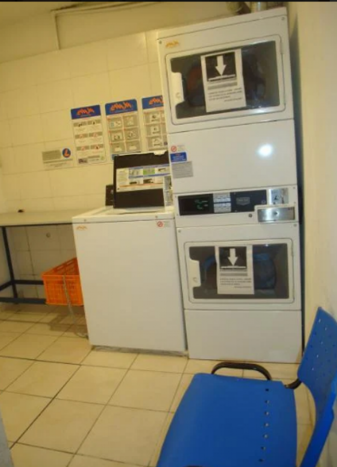 Venta excelente depto 1 amb con patio en Recoleta 