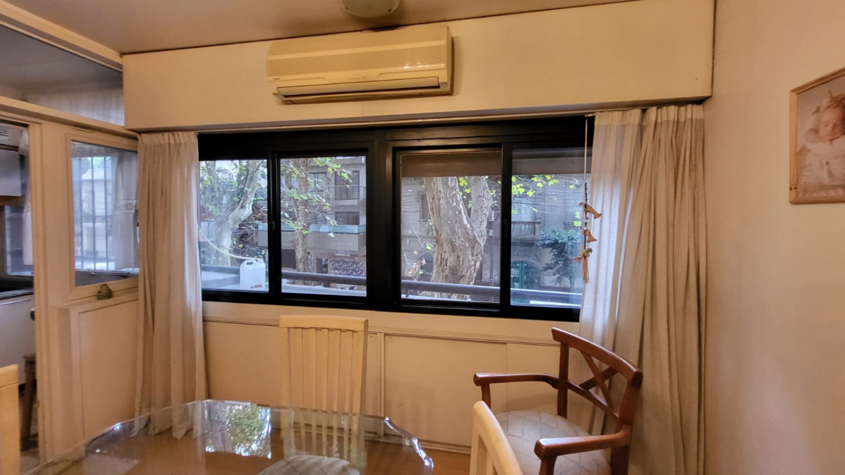 Venta semipiso 3 amb con patio en Colegiales