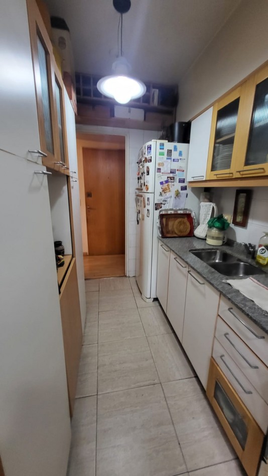 Venta semipiso 3 amb con patio en Colegiales