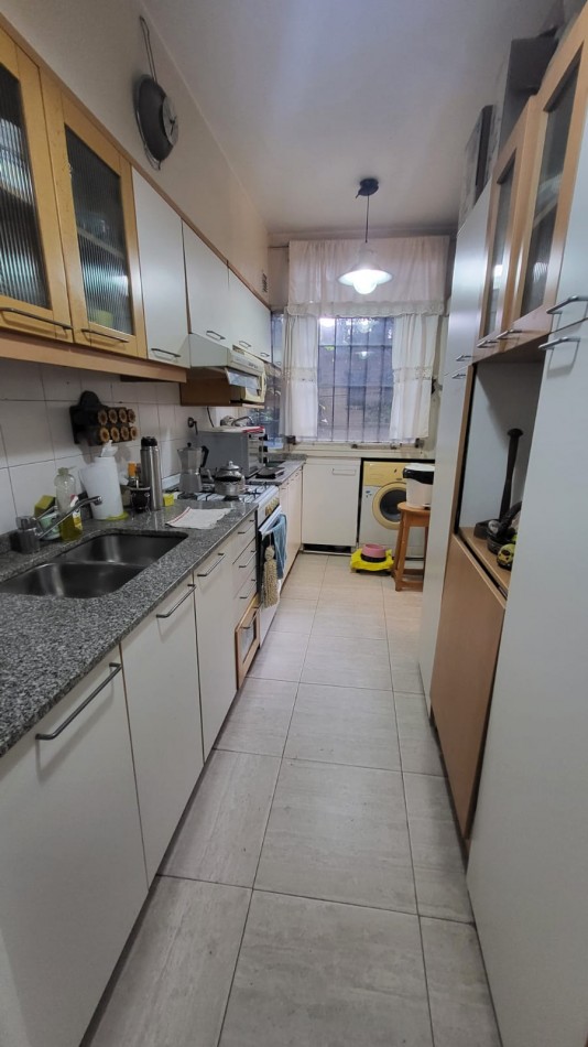 Venta semipiso 3 amb con patio en Colegiales