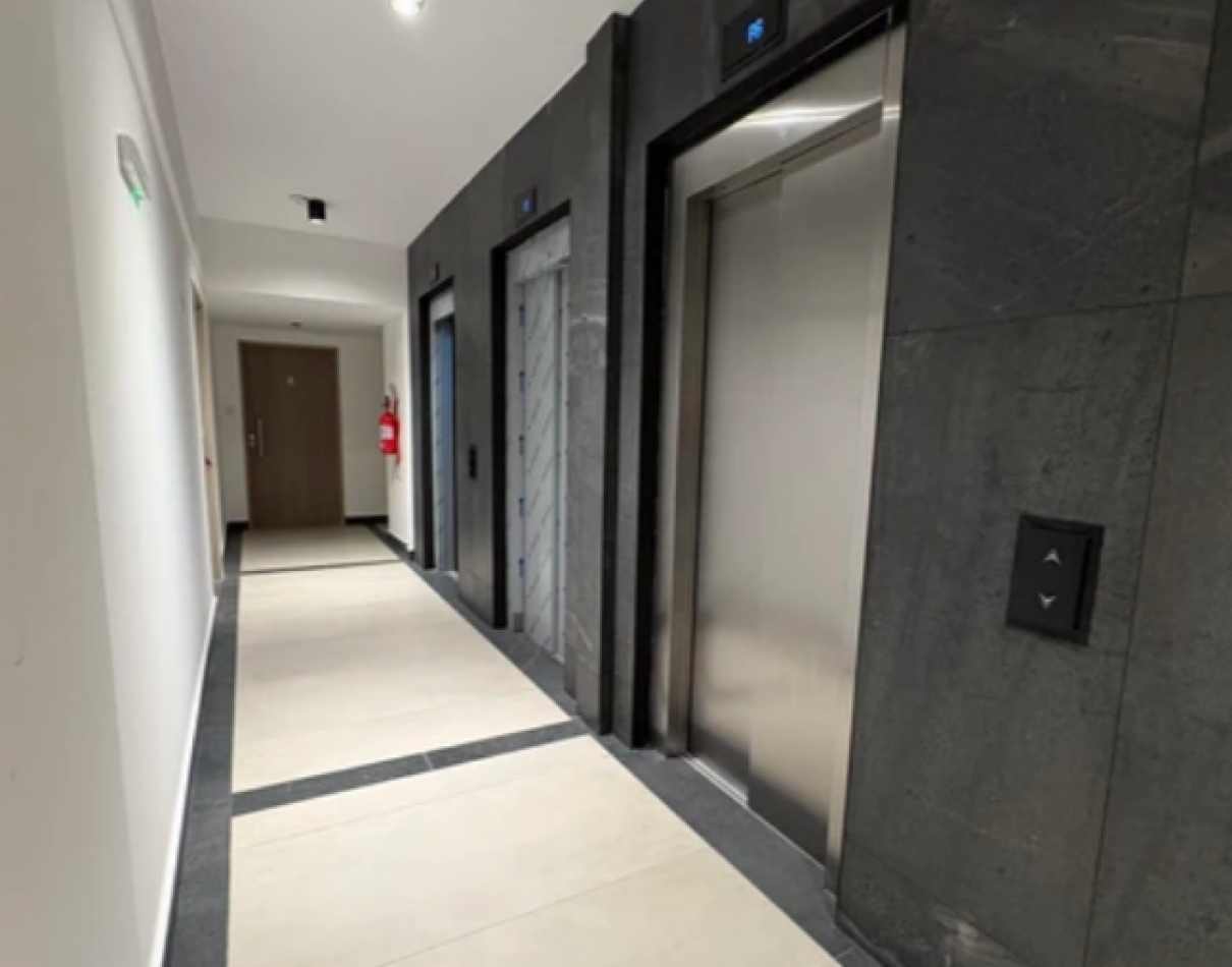 EN VENTA DEPTO DE 3 AMBIENTES EN EDIFICIO DE CATEGORIA  EN NUÑEZ