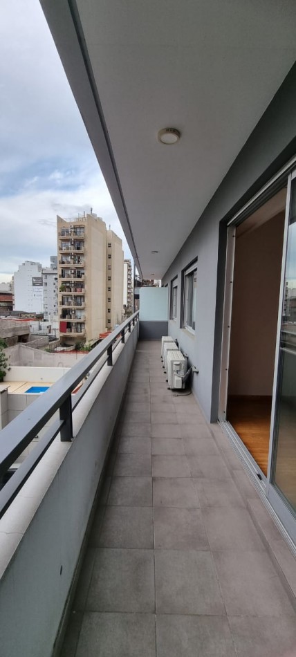 Venta depto tres amb con balcon-terraza en G. de Laferrere 1100, Parque Chacabuco