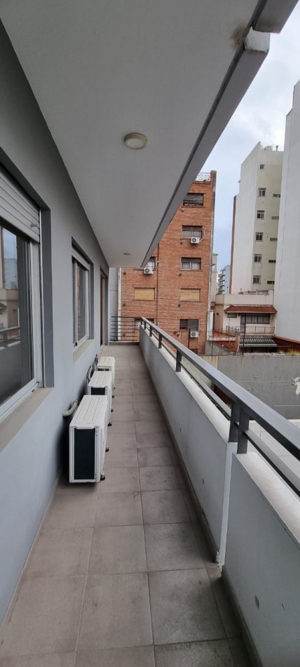 Venta depto tres amb con balcon-terraza en G. de Laferrere 1100, Parque Chacabuco