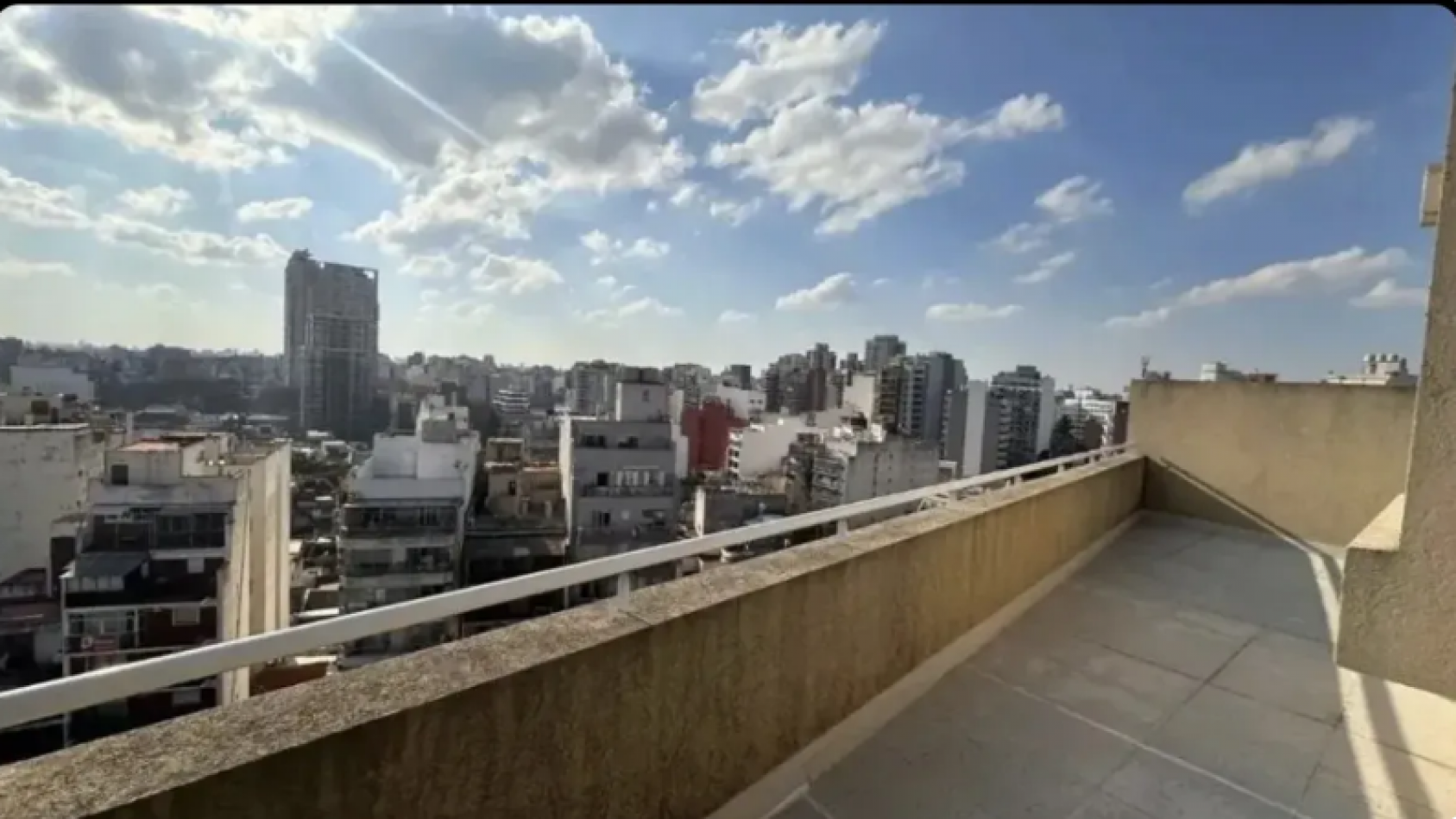 Venta de Departamento 2 AMBIENTES al Frente con cochera  en Caballito, Capital Federal. 