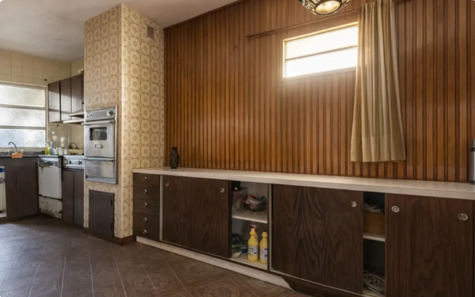 En Venta Depto de 4 amb  con dependencia  y cochera en caballito