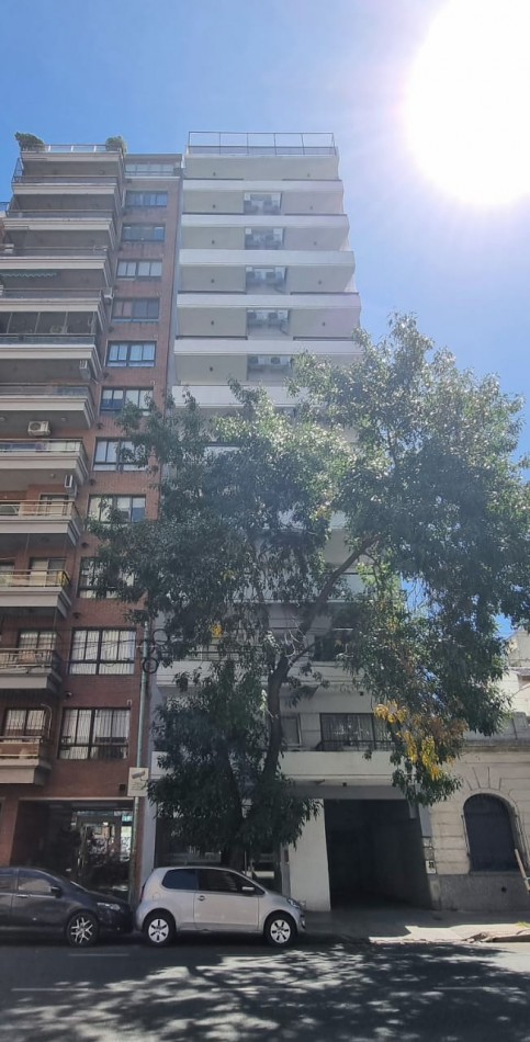 En Venta Amplio Monoambiente  con cochera y baulera en Villa Urquiza