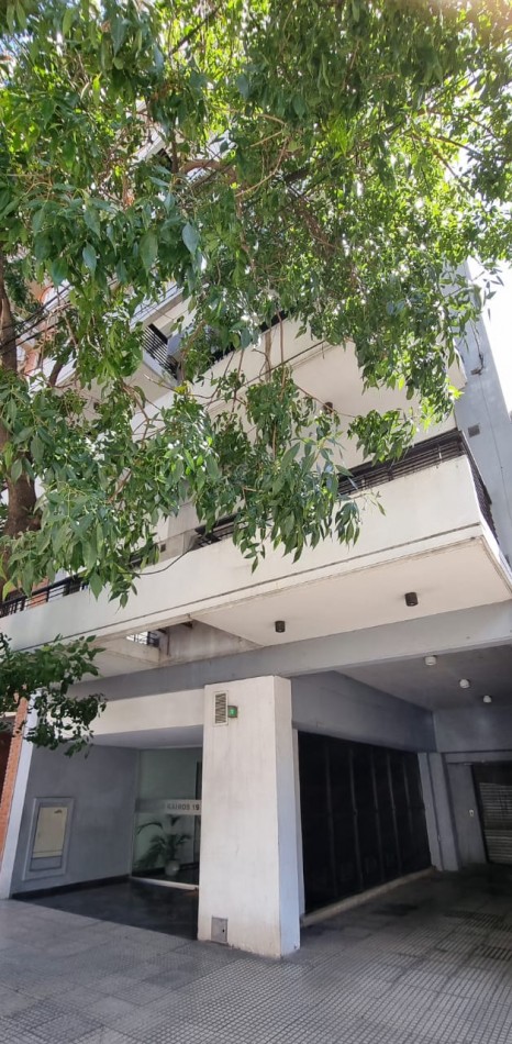 En Venta Amplio Monoambiente  con cochera y baulera en Villa Urquiza