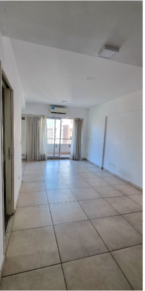 En Venta Amplio Monoambiente  con cochera y baulera en Villa Urquiza