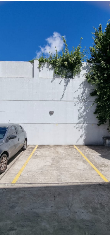 En Venta Amplio Monoambiente  con cochera y baulera en Villa Urquiza