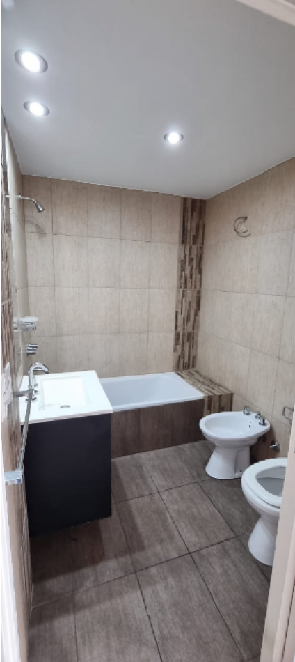 En Venta Amplio Monoambiente  con cochera y baulera en Villa Urquiza