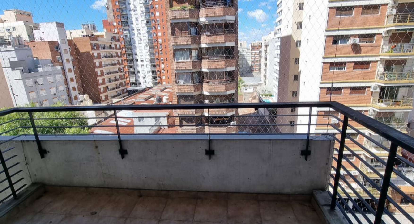 En Venta Amplio Monoambiente  con cochera y baulera en Villa Urquiza