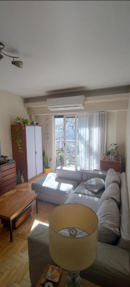 En venta depto de 4 amb con dependencia al frente en Almagro