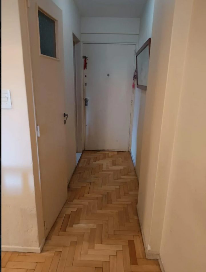 En venta depto de 4 amb con dependencia al frente en Almagro