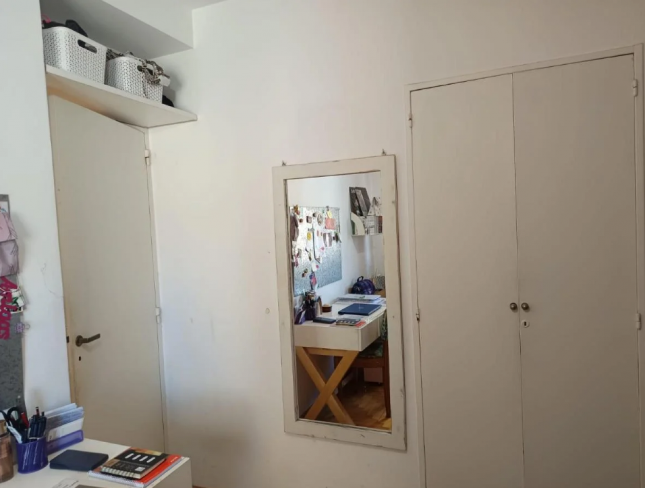 En venta depto de 4 amb con dependencia al frente en Almagro