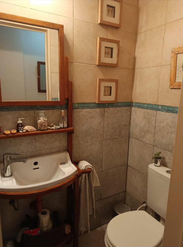 En venta depto de 4 amb con dependencia al frente en Almagro