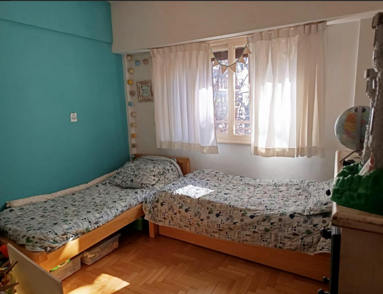 En venta depto de 4 amb con dependencia al frente en Almagro