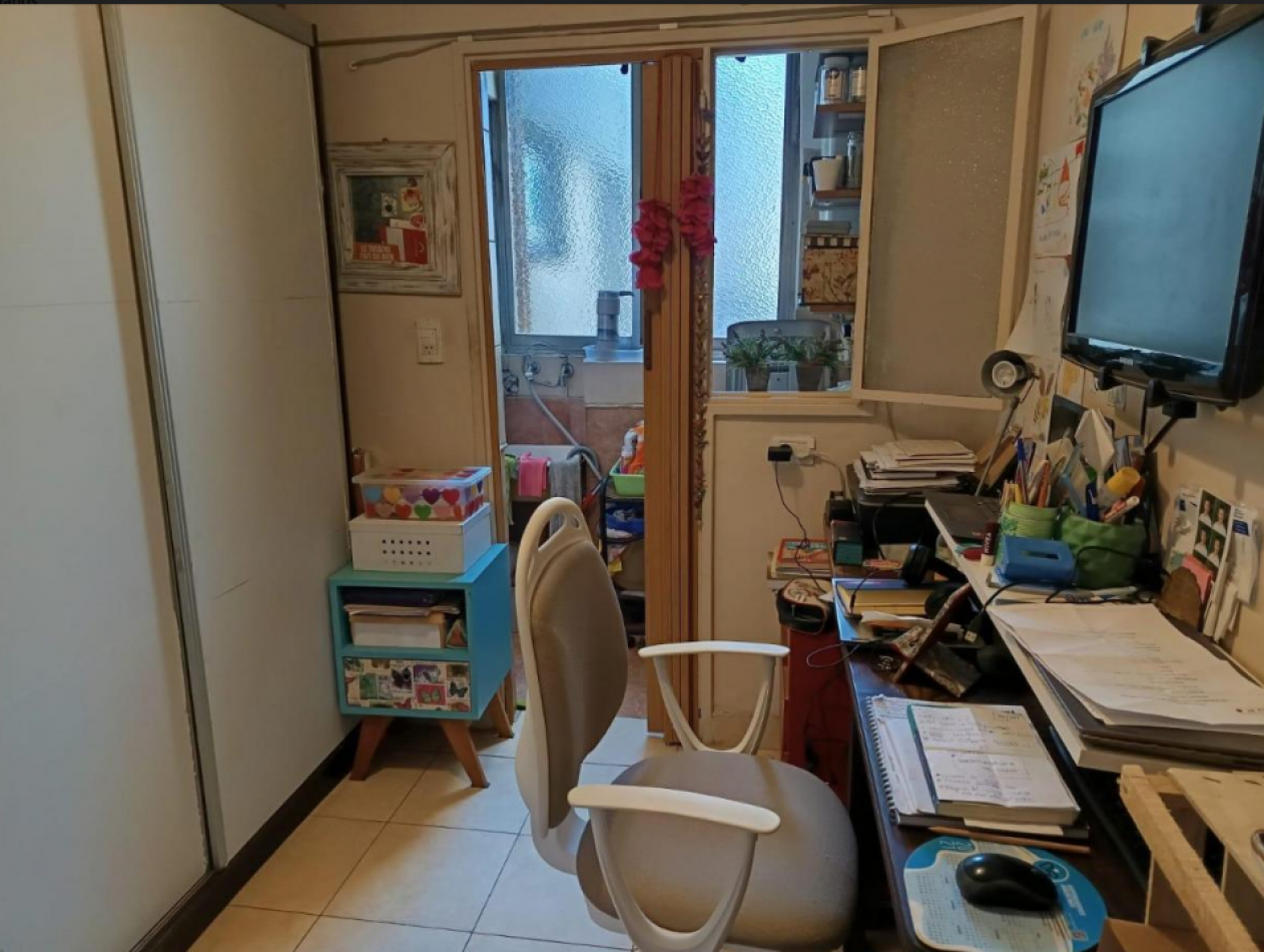 En venta depto de 4 amb con dependencia al frente en Almagro