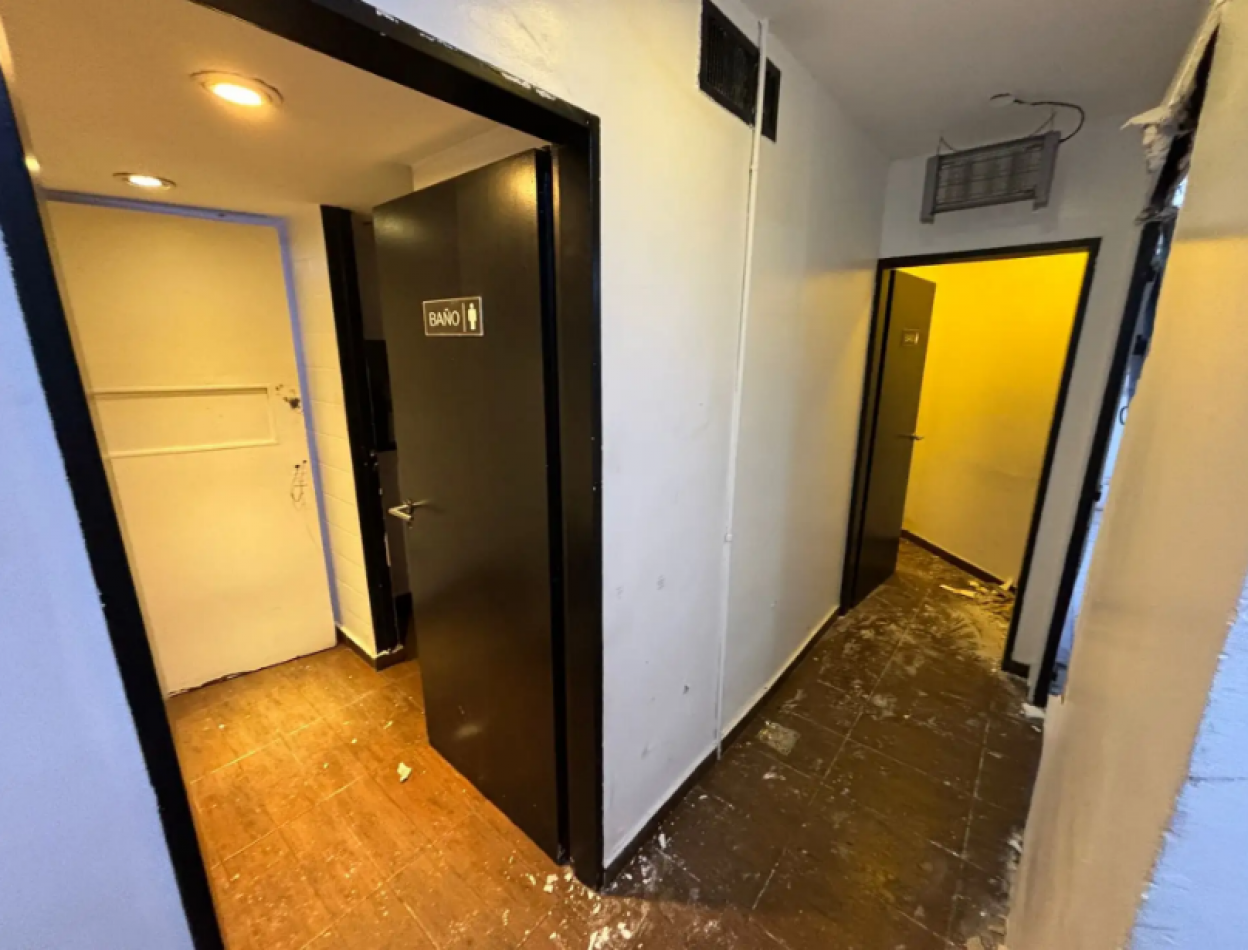 En Alquiler Local Comercial sobre Av Acoyte Caballito