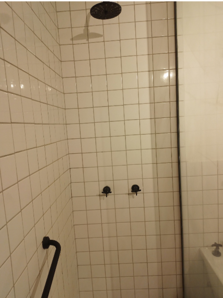 En venta Casa 5 amb con  Quincho con Parrilla y Patio Remodelada a Nueva en Parque Patricios