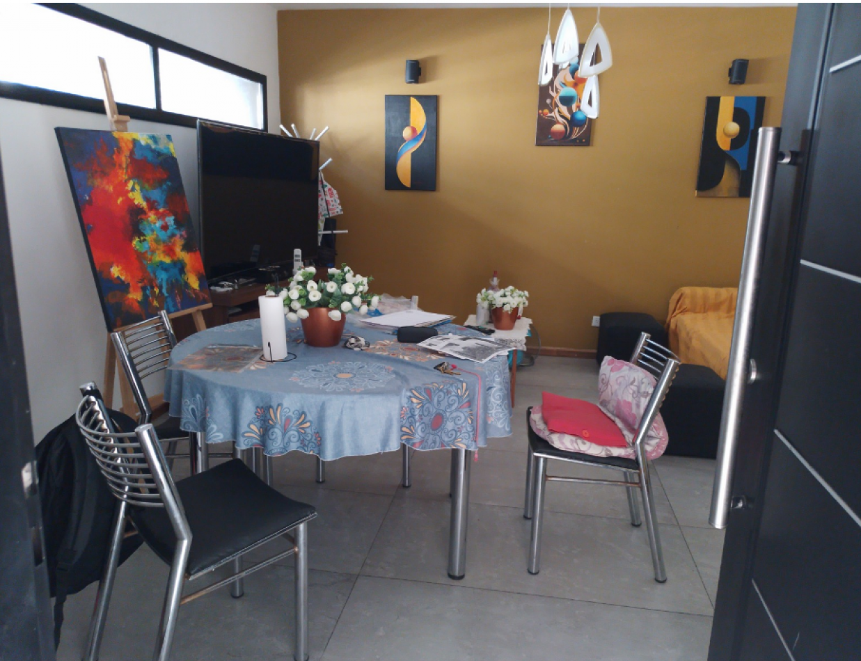 En venta Casa 5 amb con  Quincho con Parrilla y Patio Remodelada a Nueva en Parque Patricios